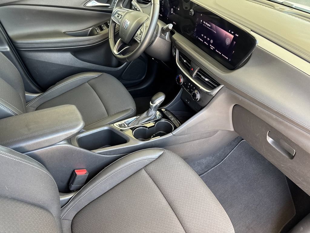 2025 Buick Encore GX Preferred - Photo 16