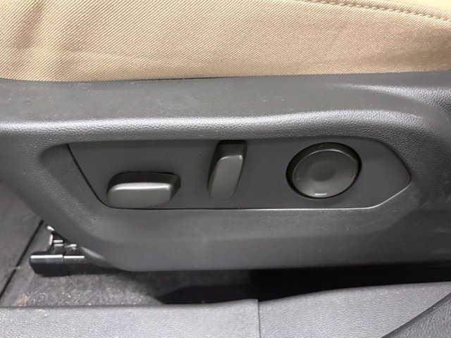 Used 2025 White Buick Preferred image 17