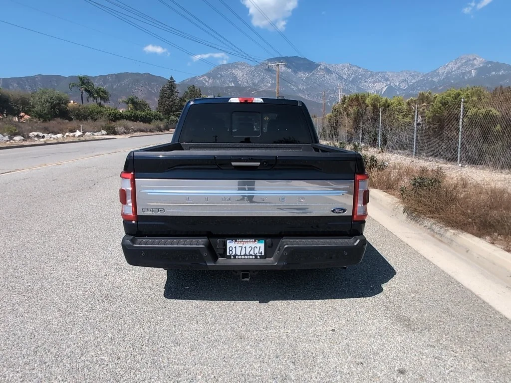 Used 2022 Blue Metallic Ford Limited image 10