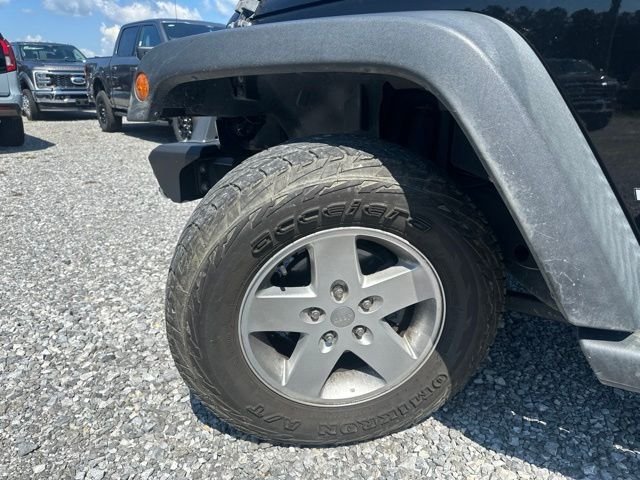 Used 2017 Black Clearcoat Jeep Unlimited Sport image 8