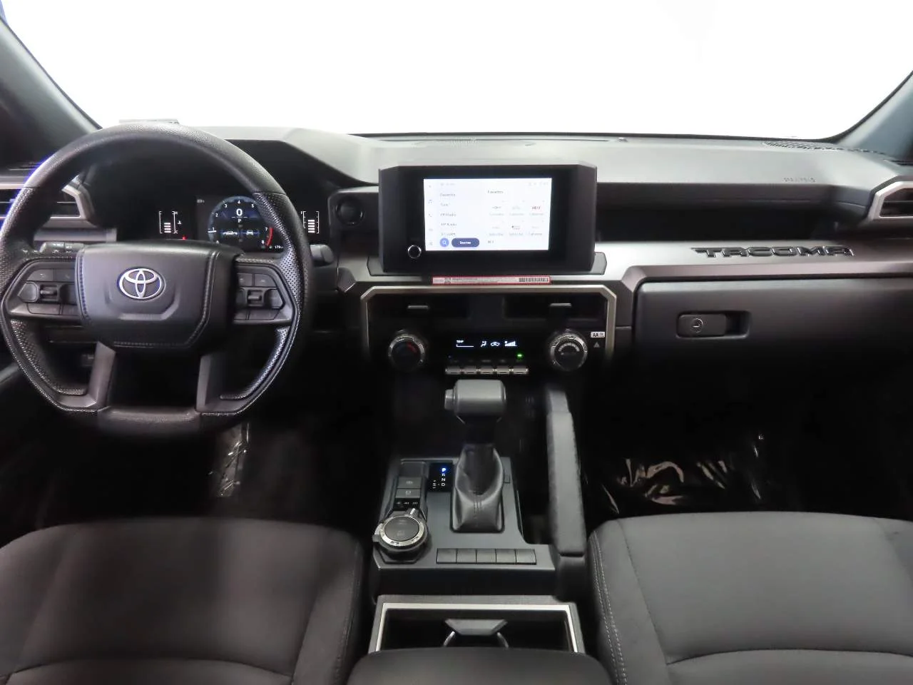 Used 2025 Ice Toyota SR5 Crew Cab image 15