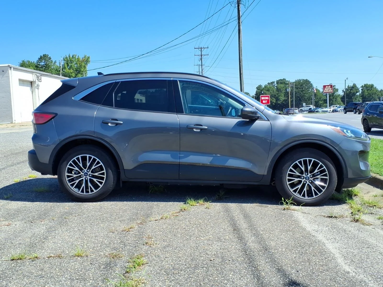 Used 2022 Carbonized Gray Metallic Ford SEL Plug-In Hybrid image 5