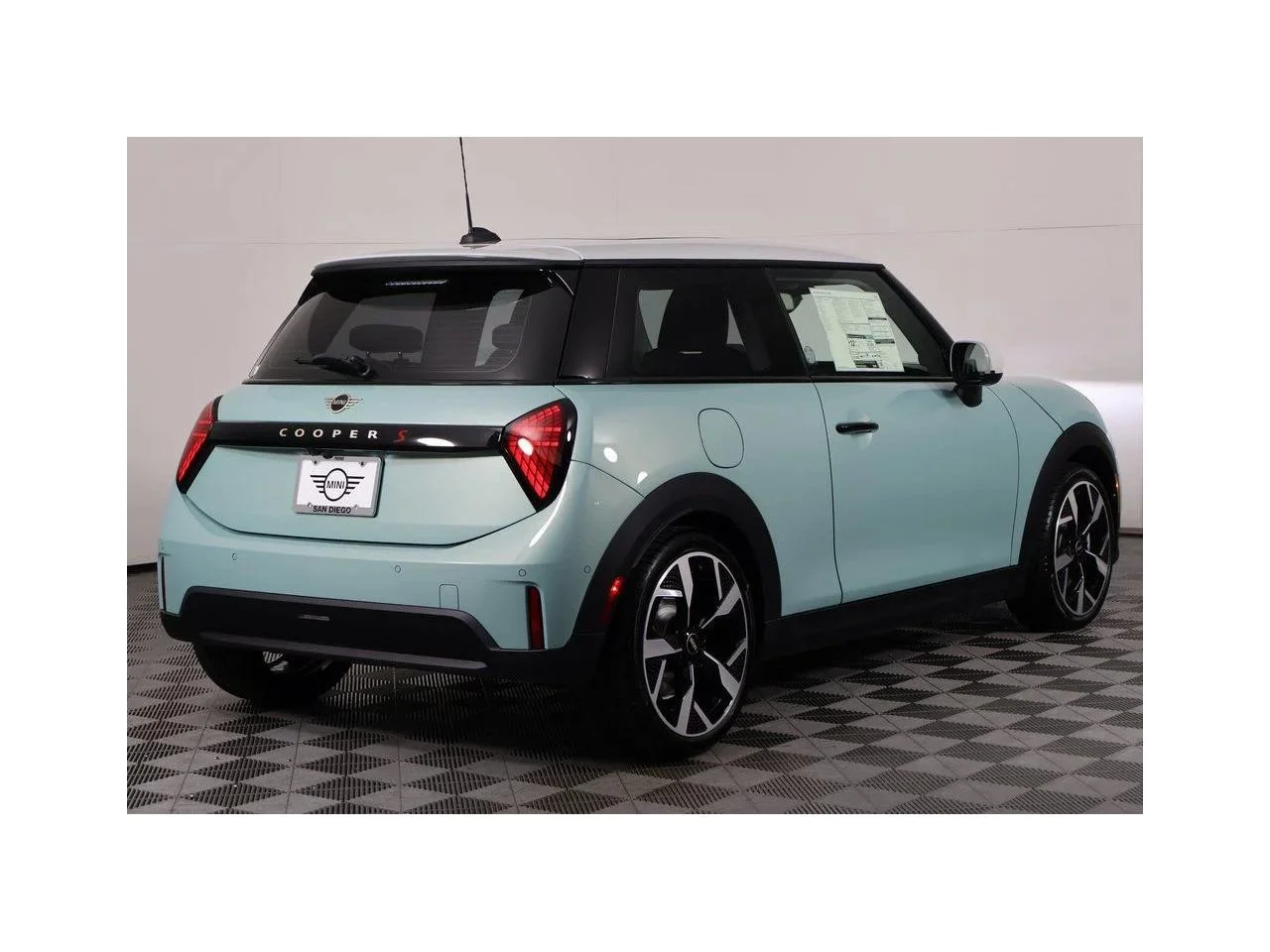 New 2026 Ocean Wave Green Metallic MINI ICONIC image 2