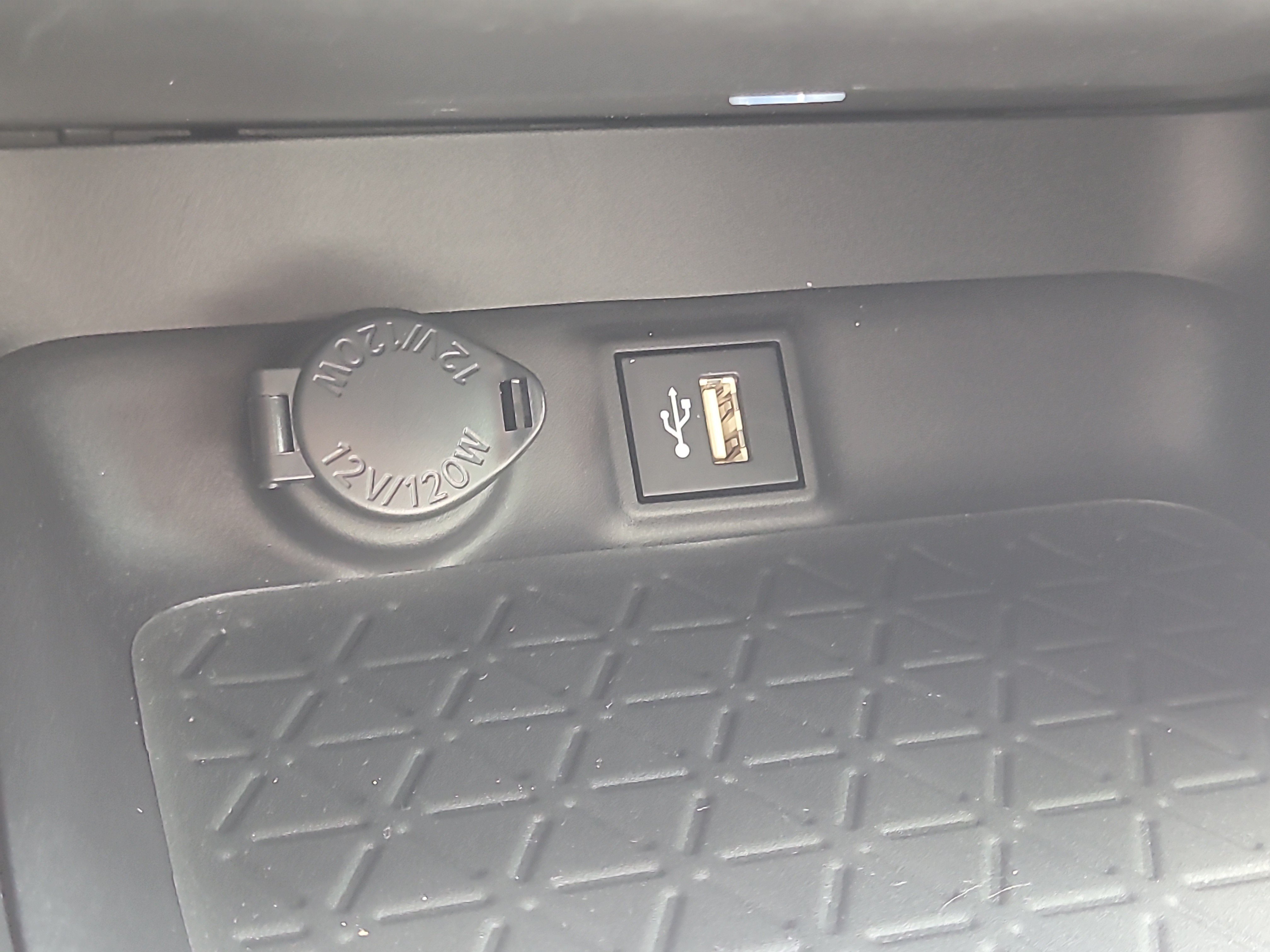 Used 2024 Magnetic Gray Metallic/Midnight Black Metallic Toyota Hybrid XSE image 27