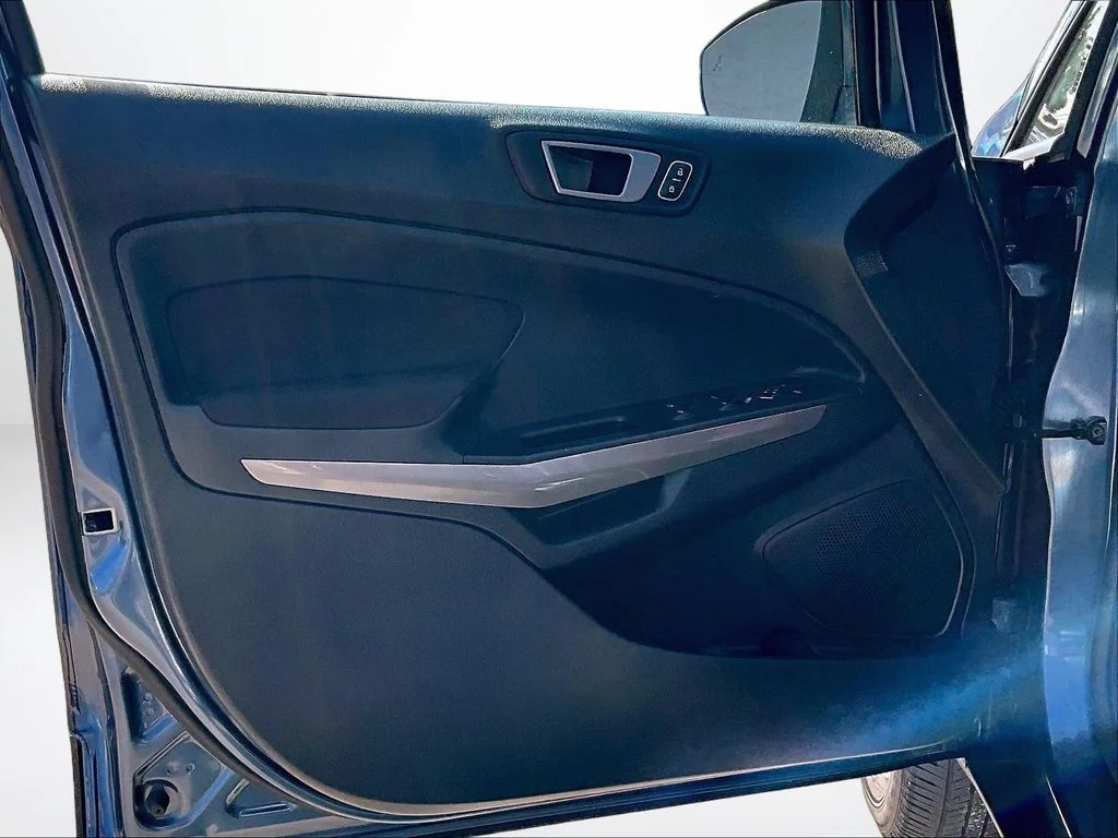 Used 2022 Blue Ford SE image 24