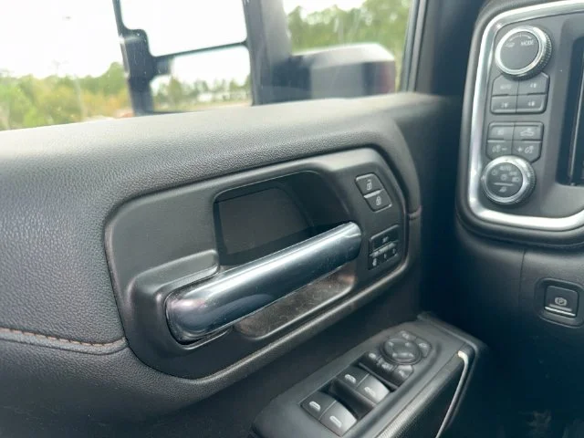 Used 2023 Red GMC AT4 image 16