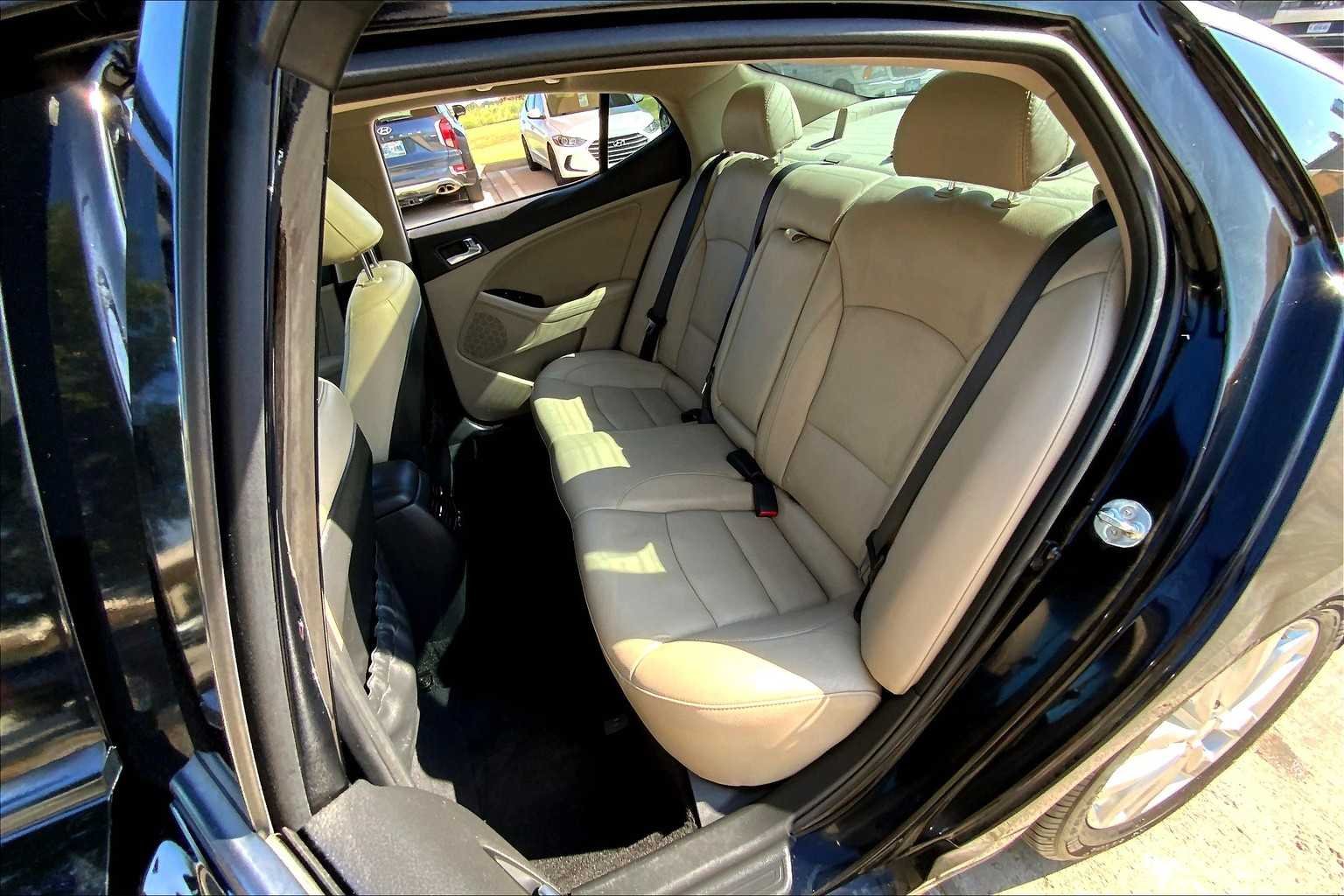 Used 2015 Ebony Black Kia EX image 21