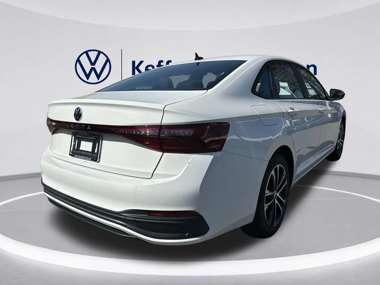 New 2026 White Volkswagen 1.5T Sport image 5