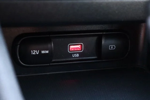 Used 2024 Red Kia LXS image 28