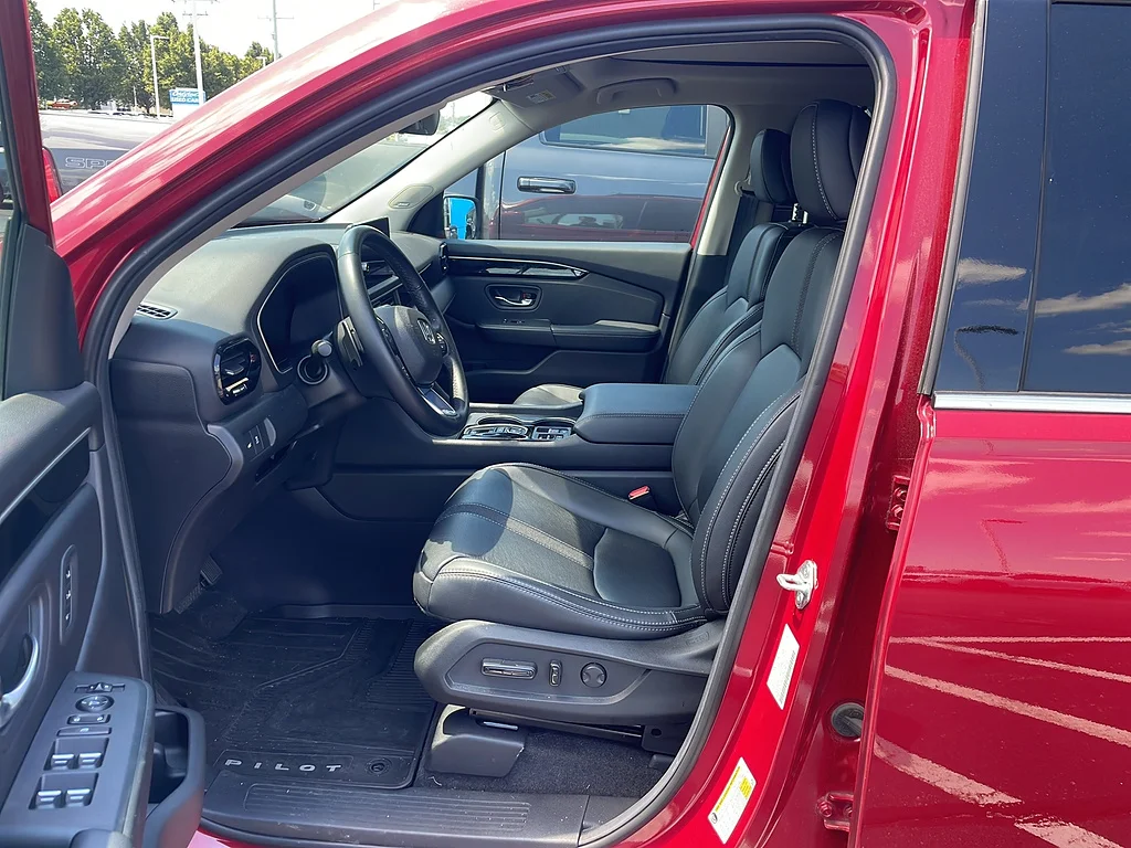 Certified Used 2025 Radiant Red Metallic II Honda Touring image 40