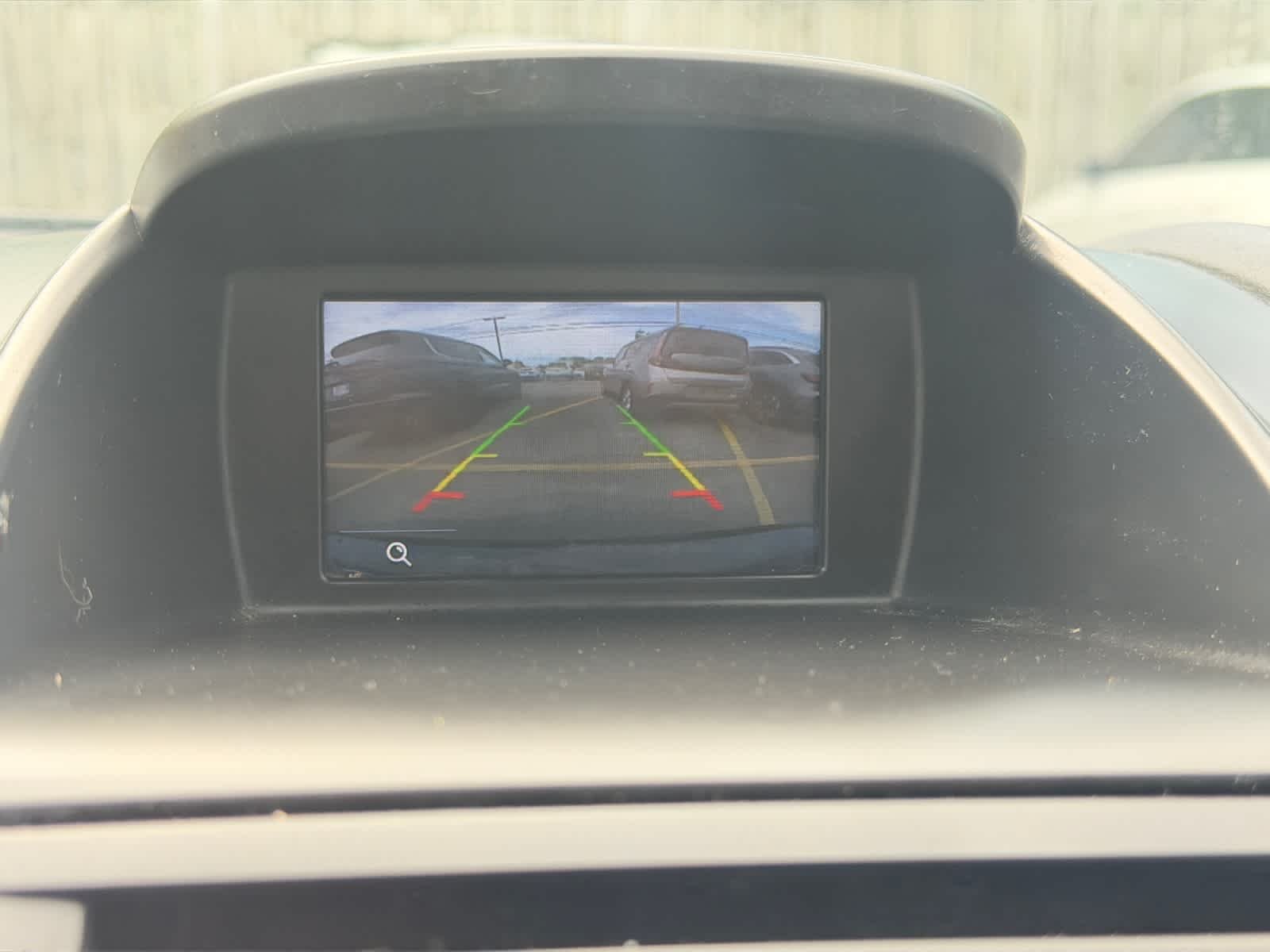 Used 2019 Magnetic Metallic Ford SE image 23