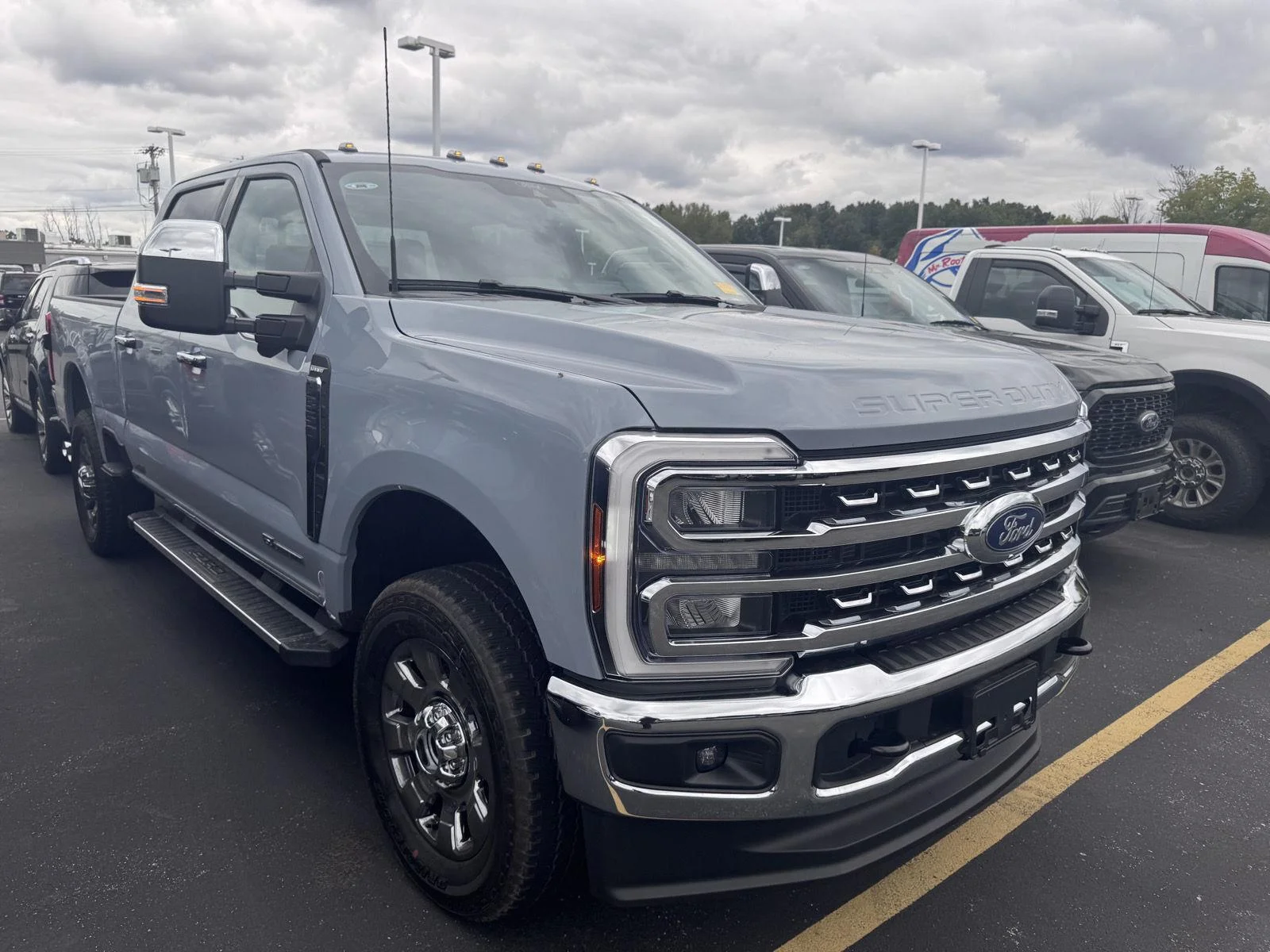 Used 2026 Glacier Gray Metallic Tri-Coat Ford Lariat image 3