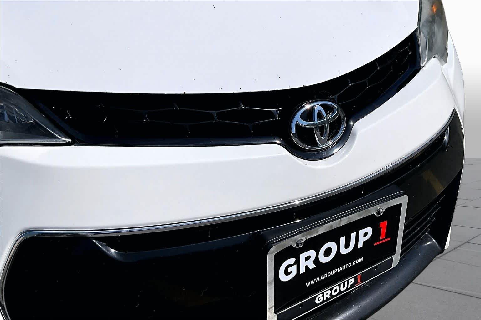 Used 2015 Super White Toyota S Plus image 32