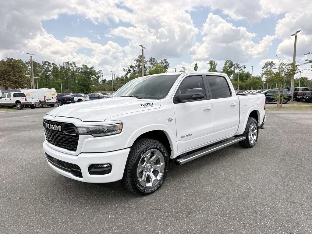 New 2026 Bright White Clear-Coat Exterior Paint RAM Big Horn/Lone Star image 7