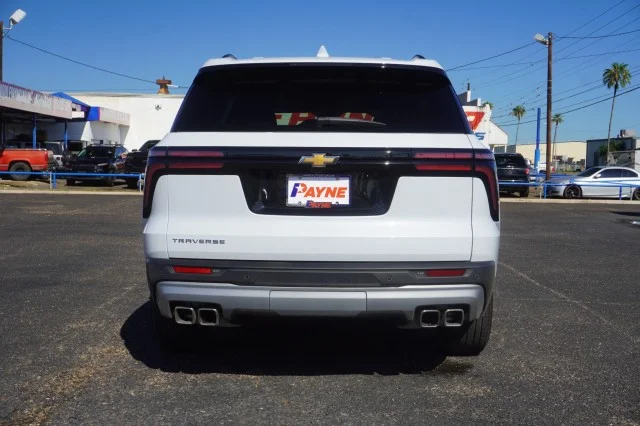 Used 2026 WHITE Chevrolet FWD LT image 8