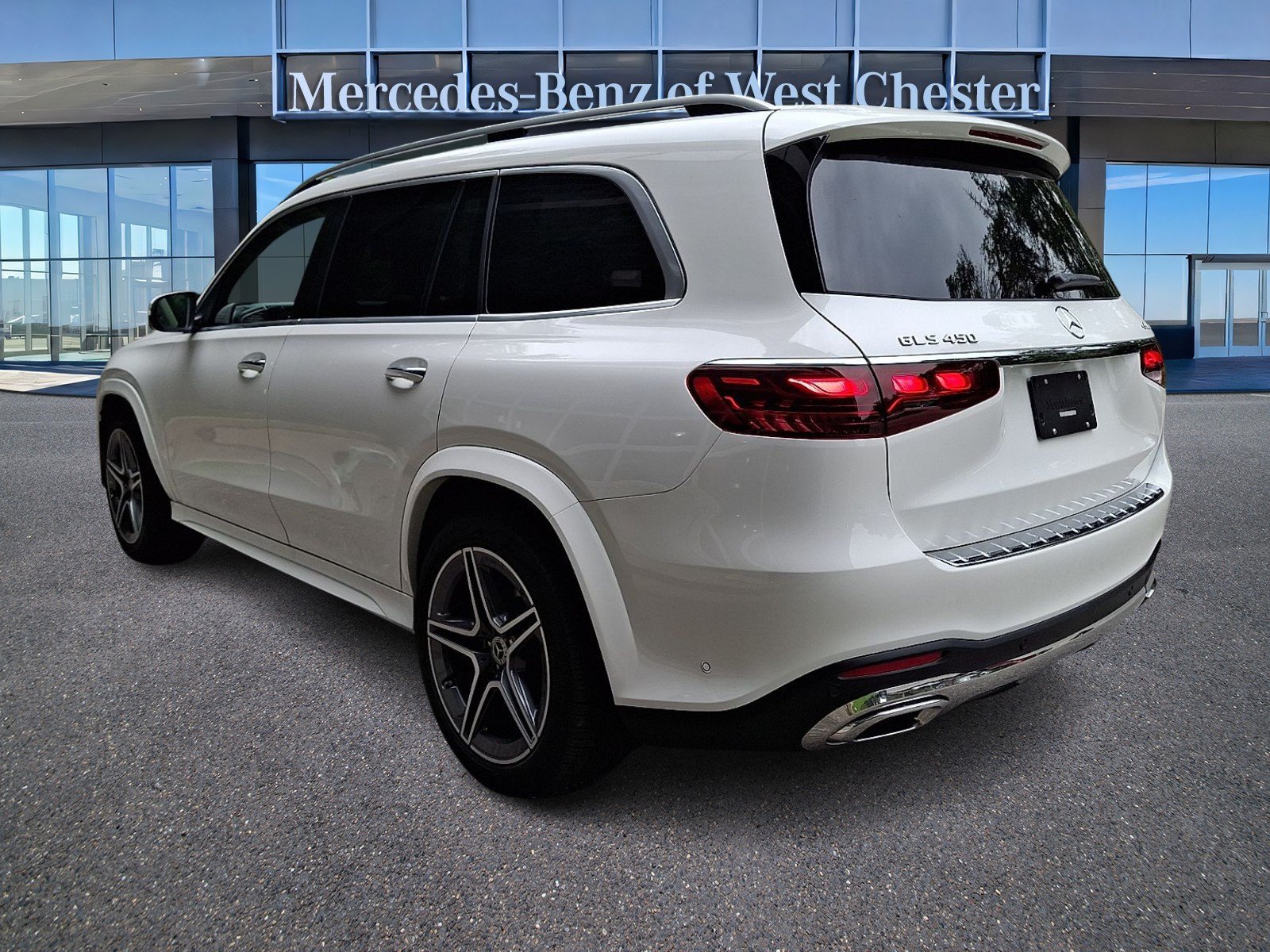 New 2026 Polar White Mercedes-Benz GLS 450 image 25