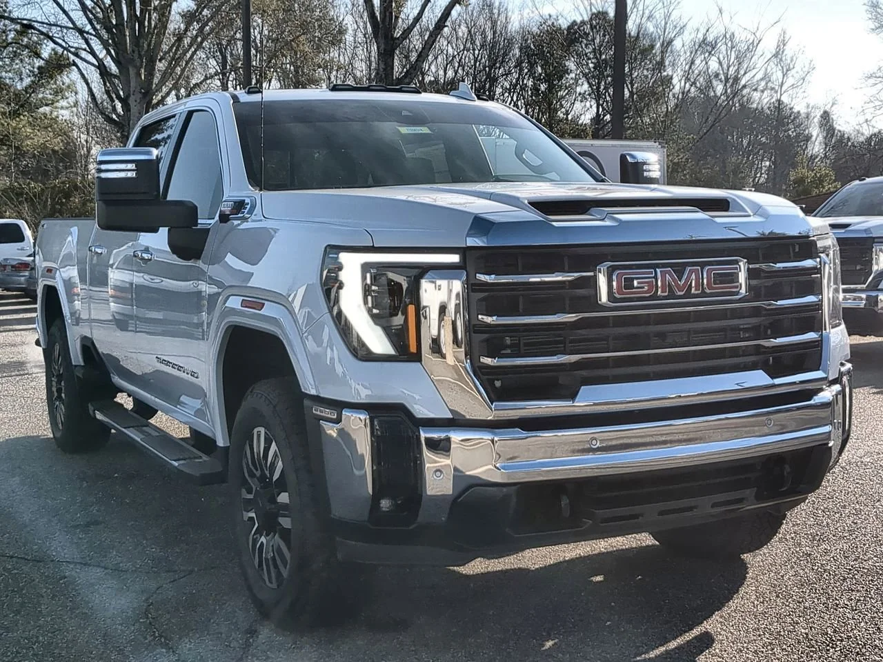 New 2026 Summit White GMC SLT image 2