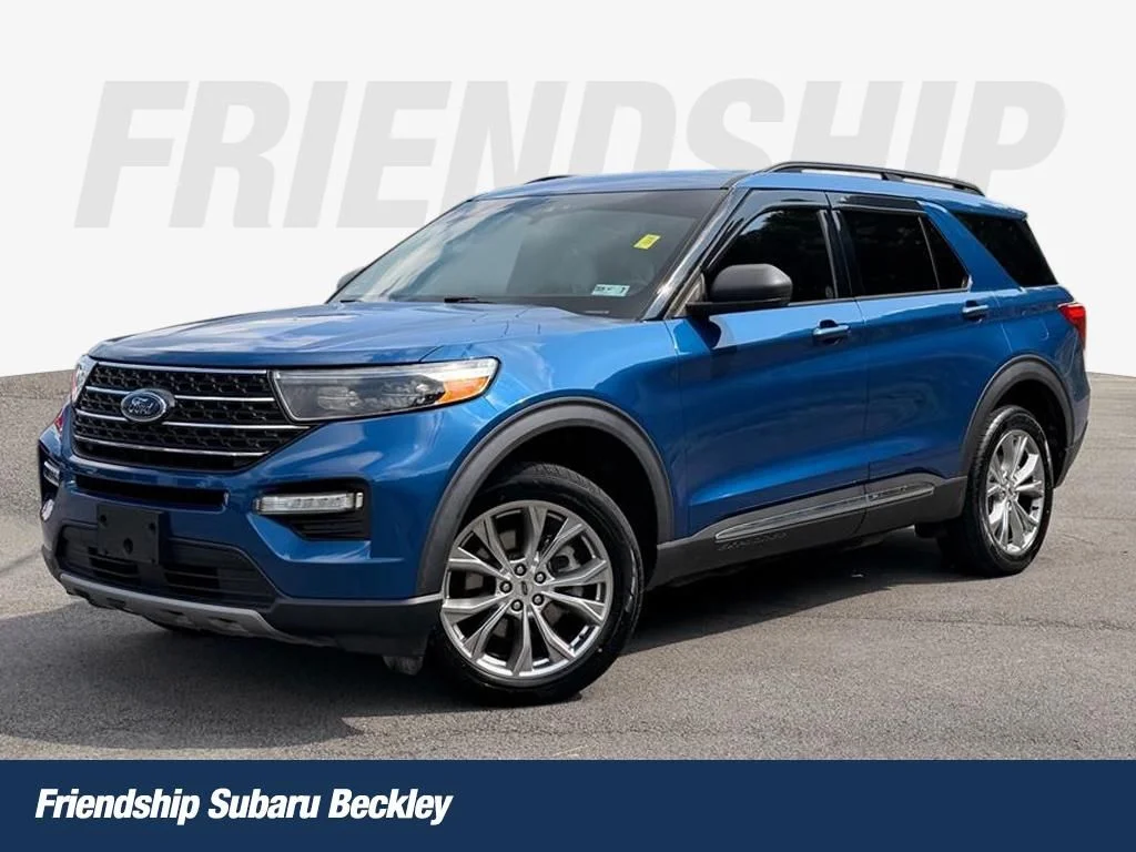 Used 2020 Blue Ford XLT image 1