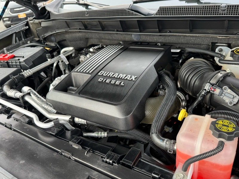 Used 2022 Gray Chevrolet RST image 28
