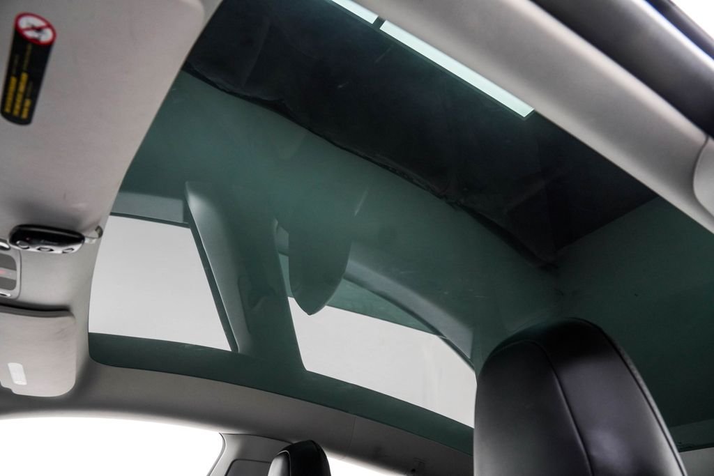 Used 2022 Black Tesla Long Range image 19