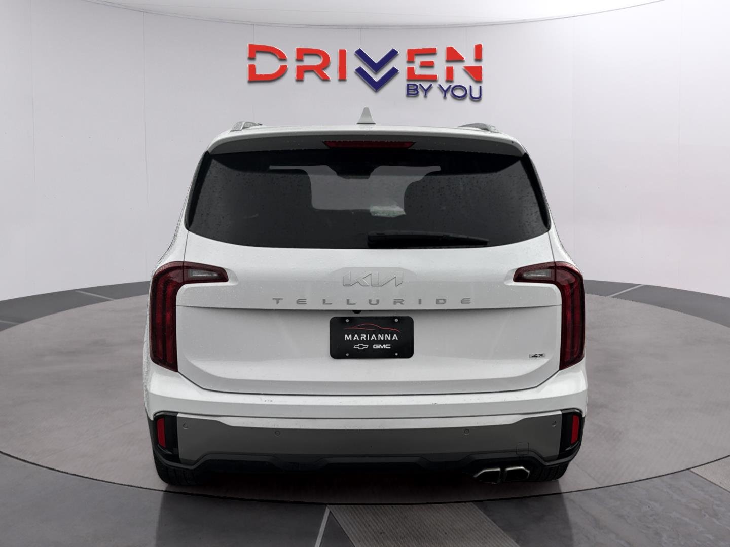 Used 2025 Glacial White Pearl Kia S image 4
