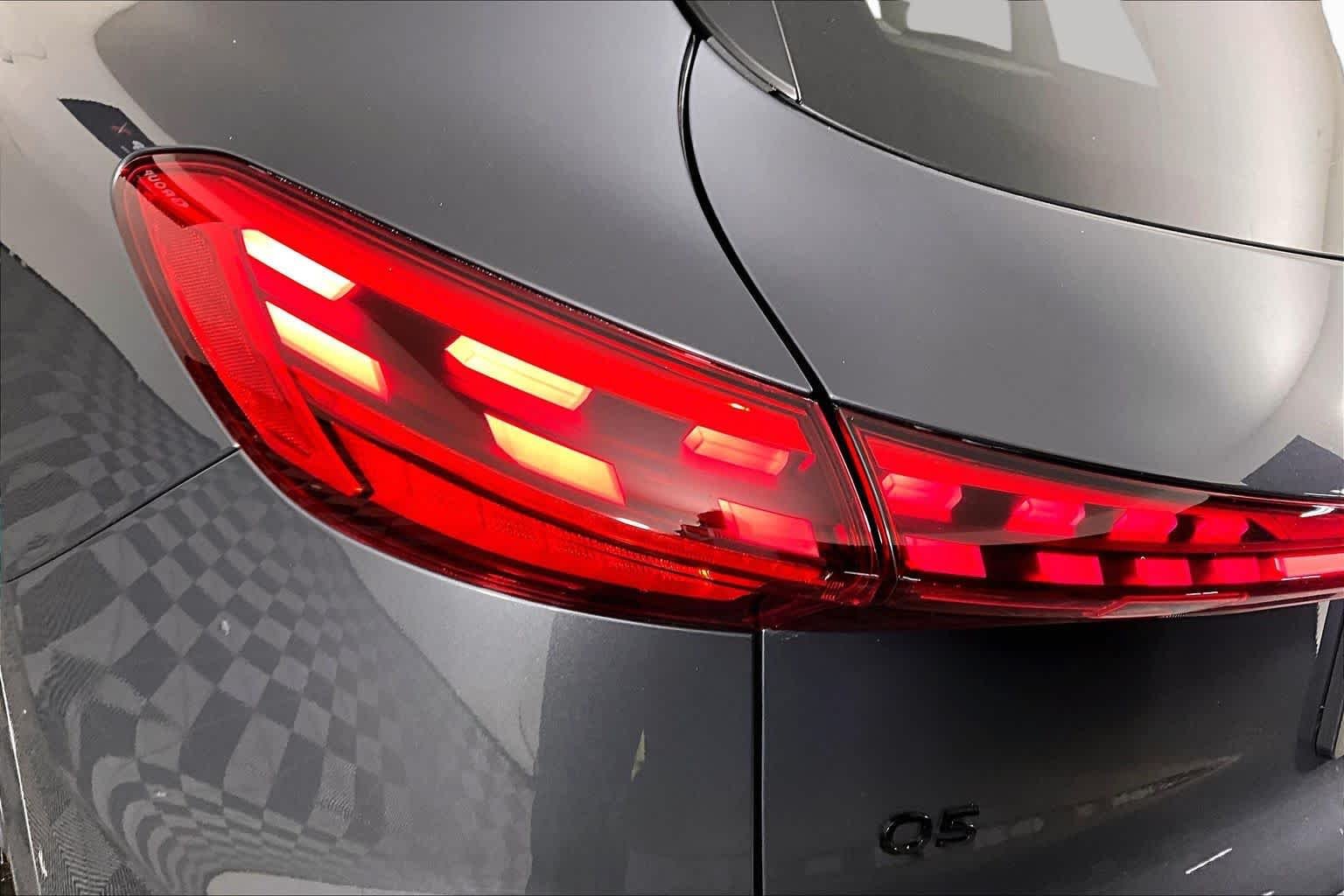 2026 Audi Q5 Premium - Photo 27