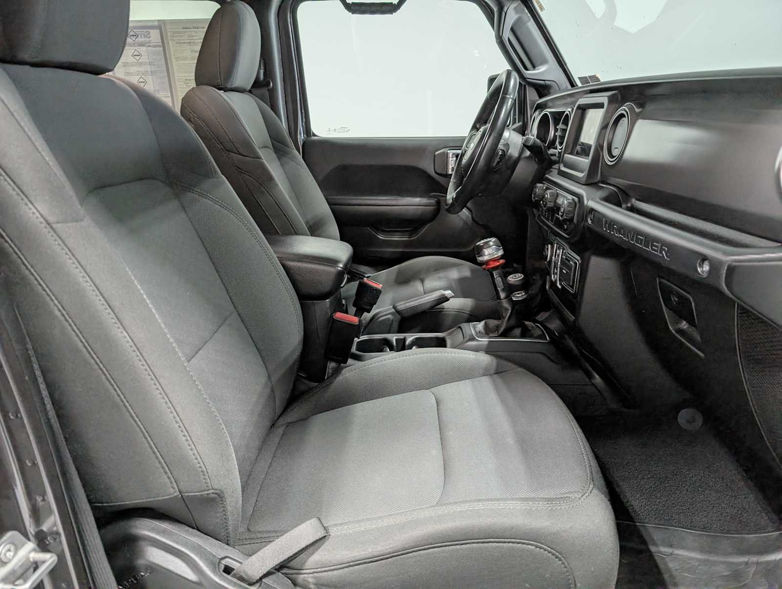 Used 2021 Granite Crystal Clearcoat Metallic Jeep Unlimited Willys image 40