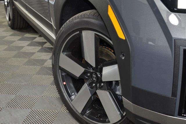 New 2027 Gray Hyundai Limited AWD image 95