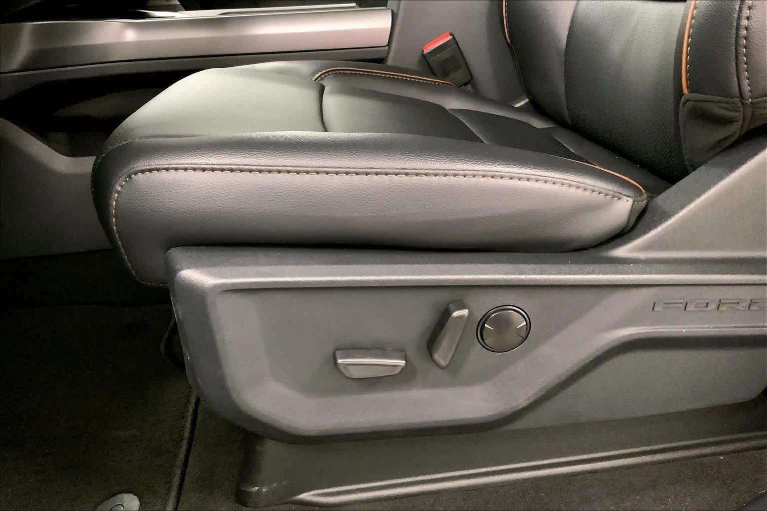 New 2026 Avalanche Ford F-350® Lariat® image 18