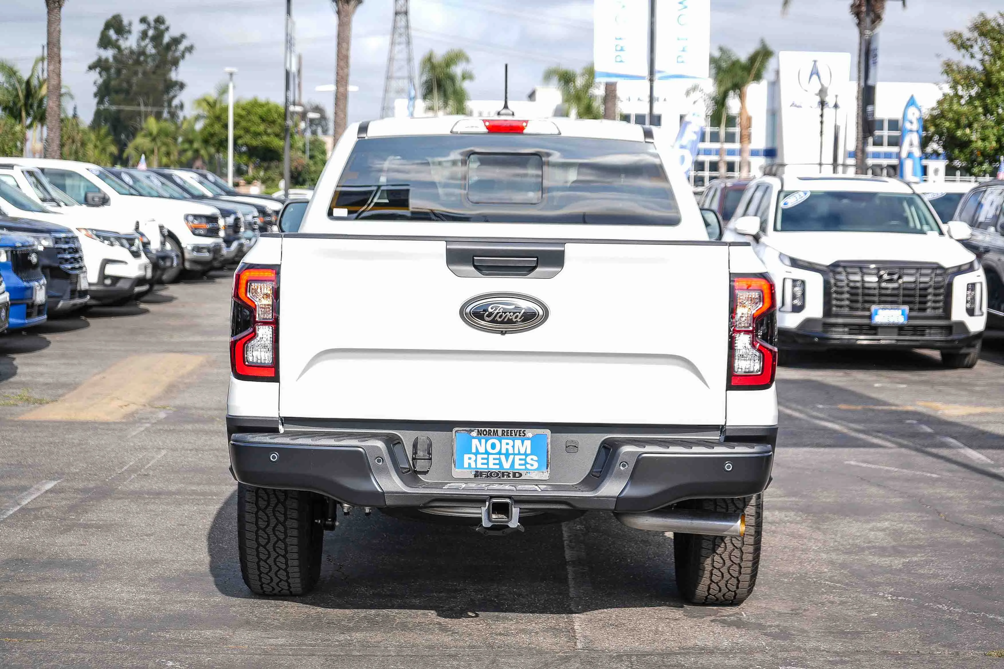 New 2026 Avalanche Ford XLT image 7