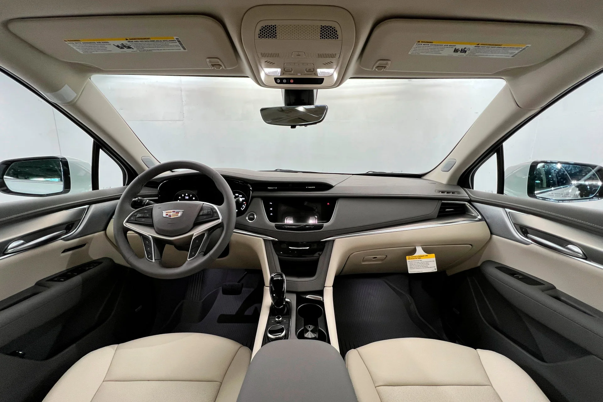 New 2026 Crystal White Tricoat Cadillac Premium Luxury image 9