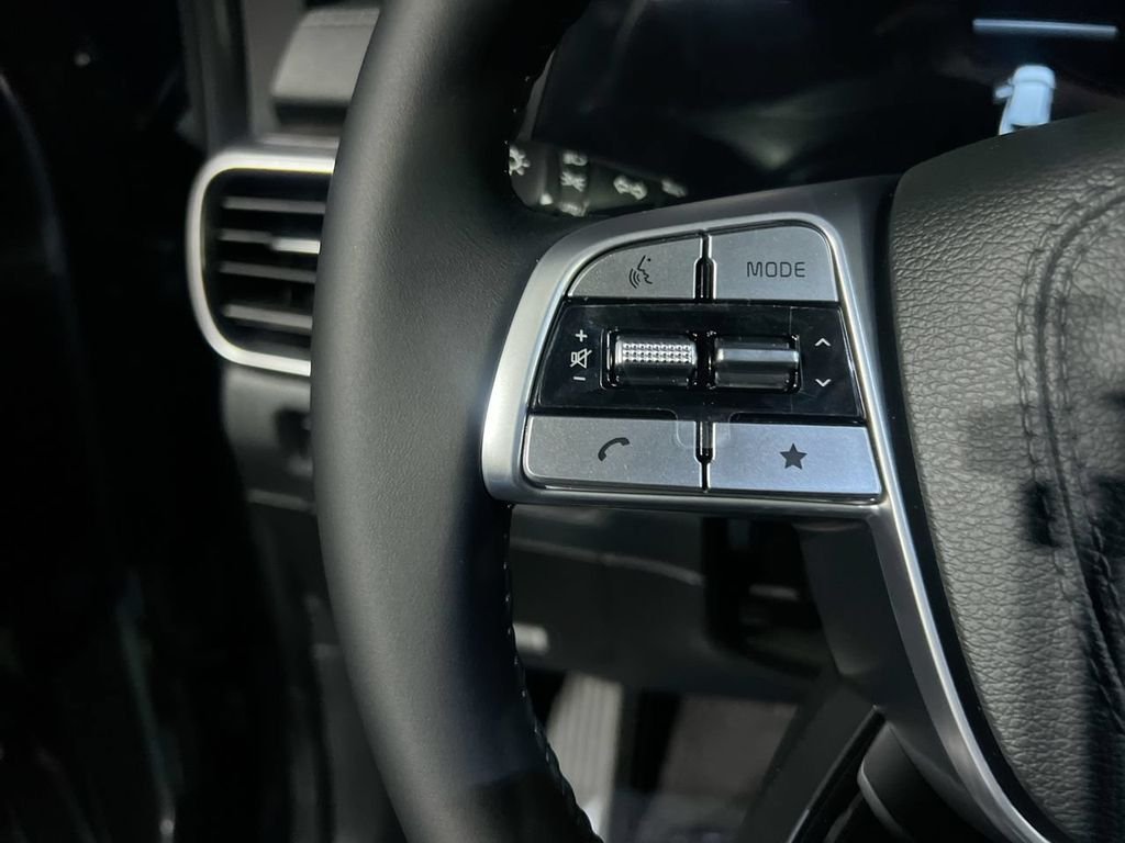 Certified Used 2023 Silver Kia EX image 16