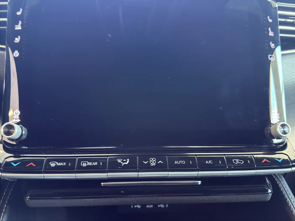 New 2026 Velvet Red Pearlcoat (DISC) Jeep Limited Altitude image 35