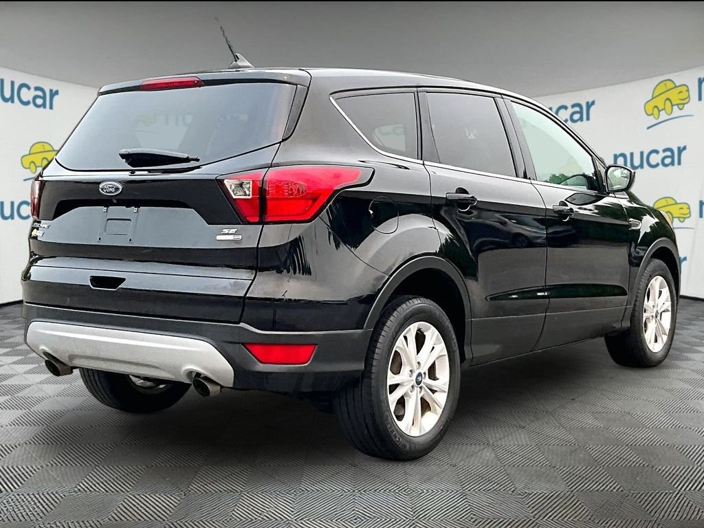Used 2019 Black Ford SE image 6