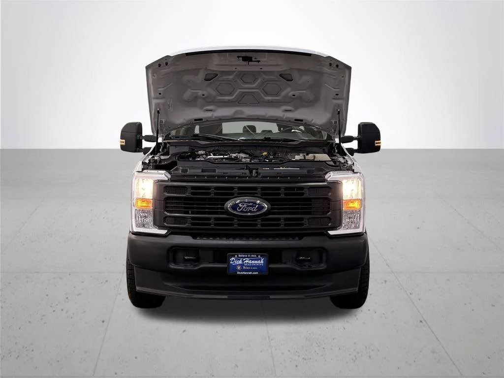Used 2024 White Ford XL image 5