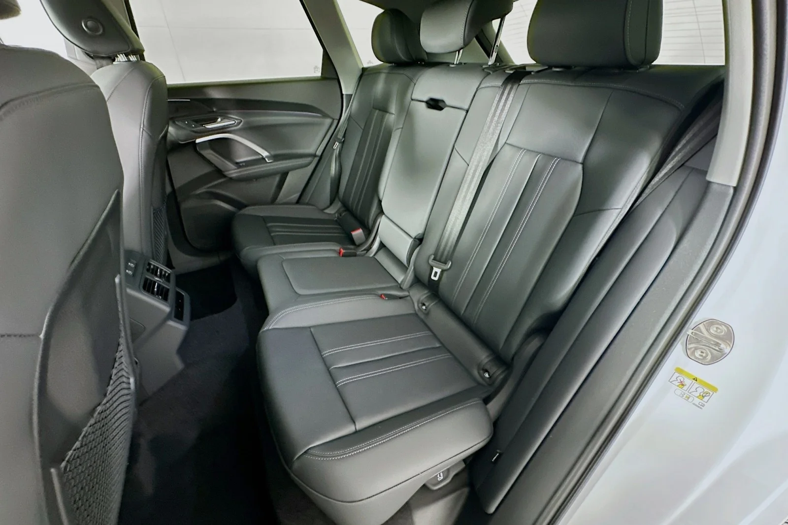 New 2026 Glacier White Metallic Audi Premium image 9
