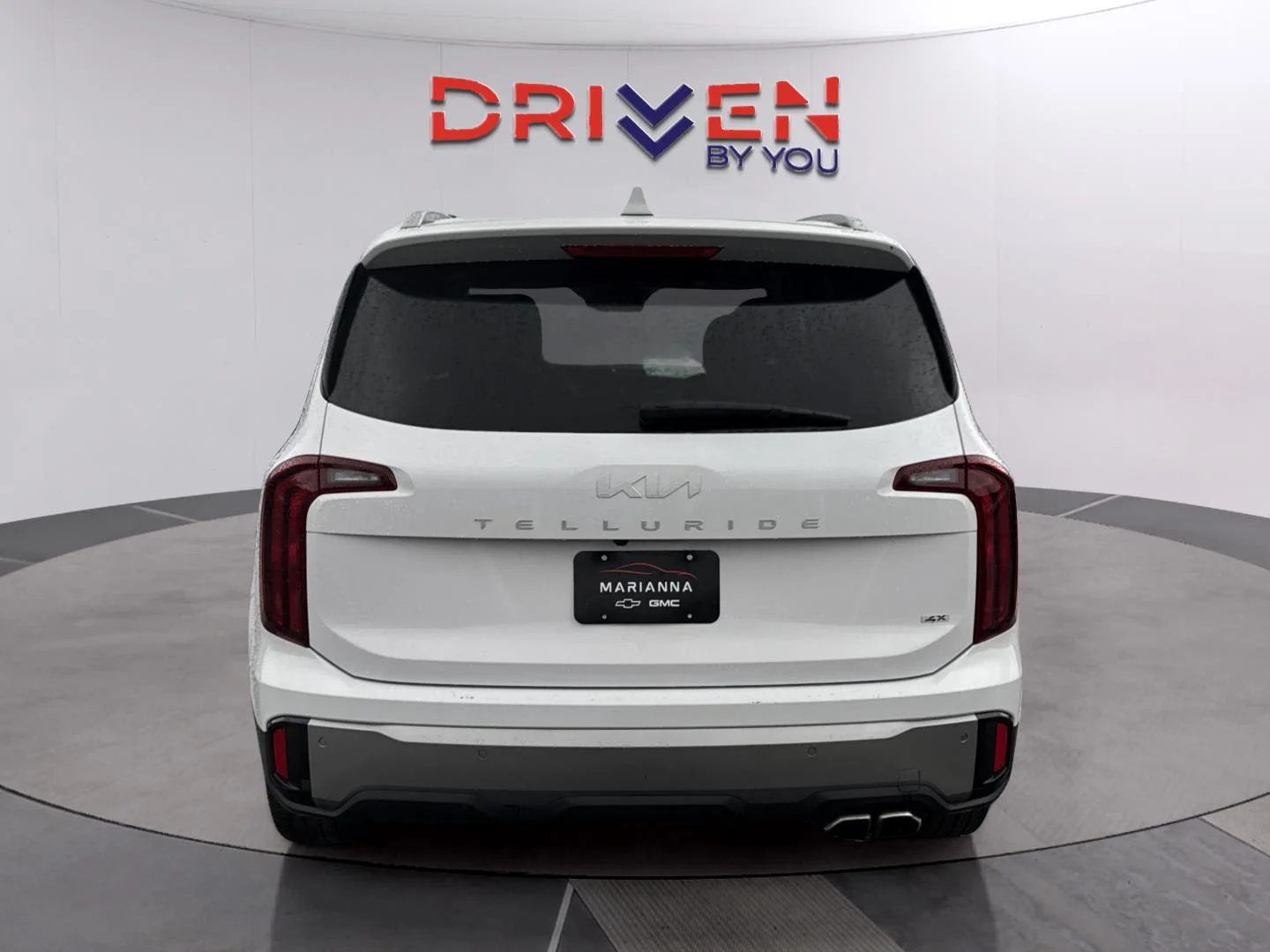 Used 2025 Glacial White Pearl Kia S image 4