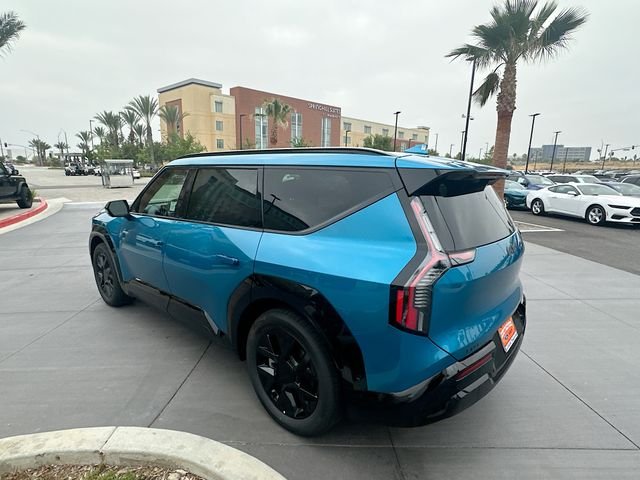 New 2026 Ocean Blue Kia Land AWD image 5