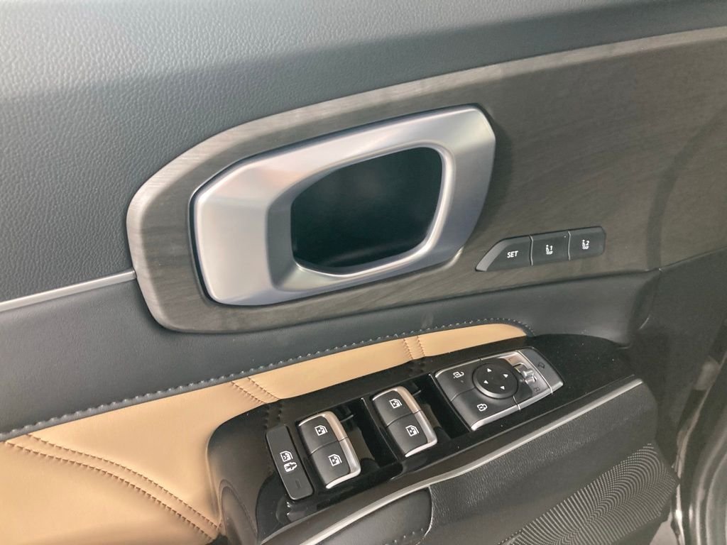 2026 Kia Sorento X-Line SX Prestige - Photo 11