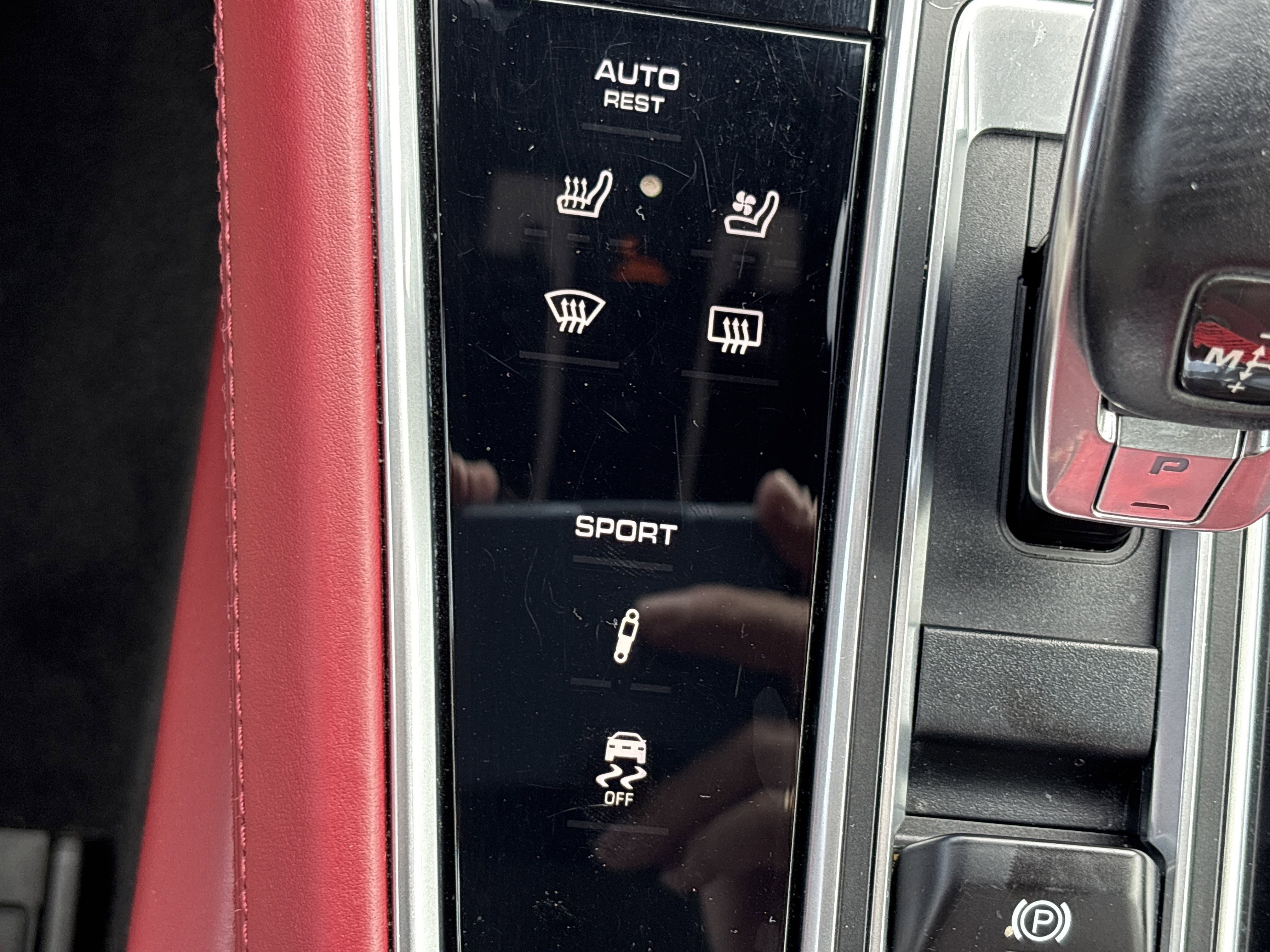 Used 2019 Black Porsche 4 AWD image 39