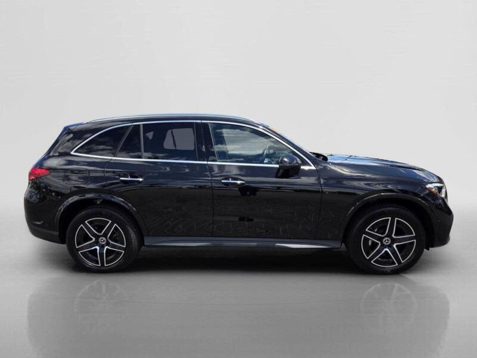 Certified Used 2024 Obsidian Black Metallic Mercedes-Benz GLC 300 image 6