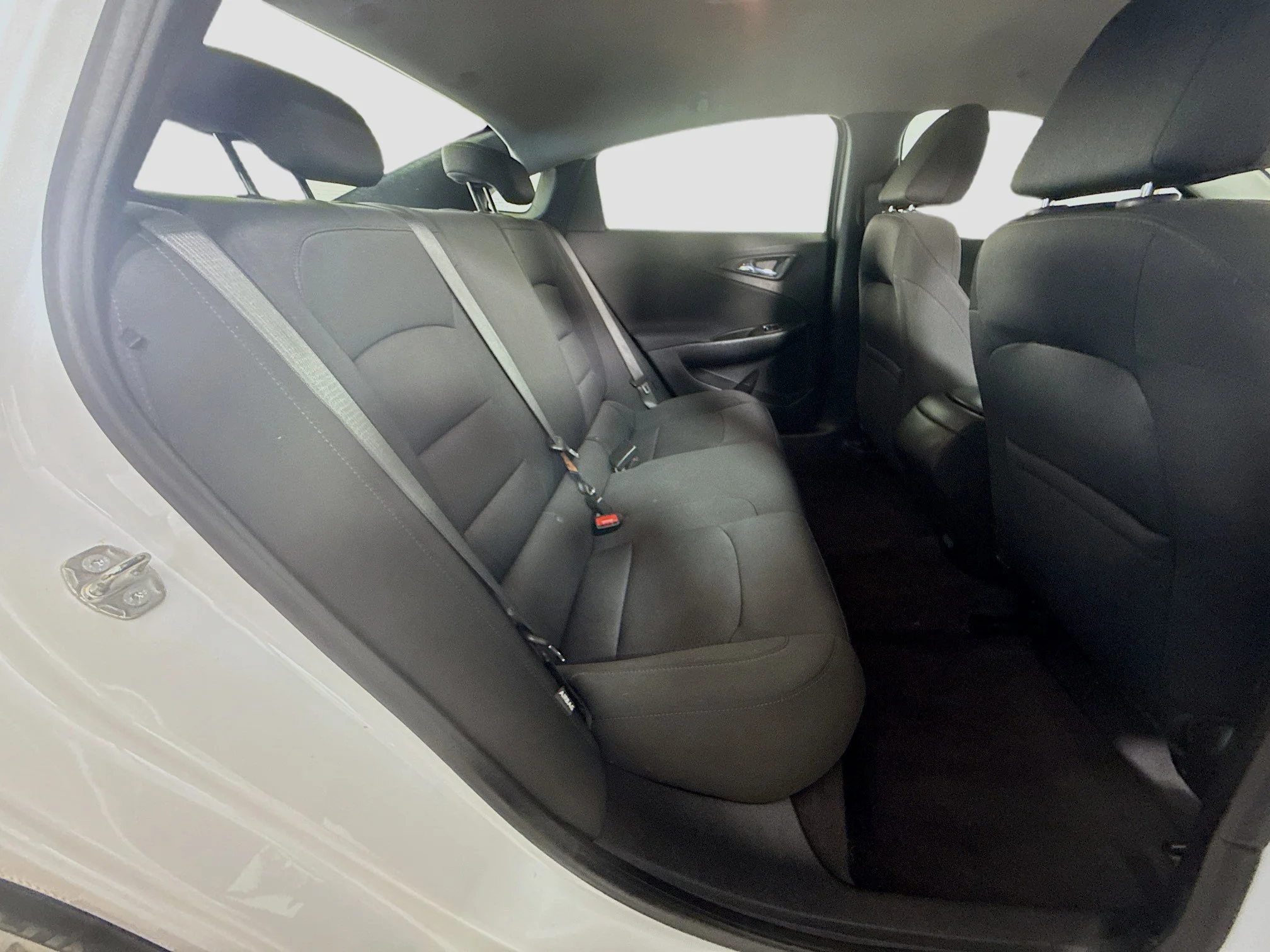 Used 2019 Summit White Chevrolet LS image 23