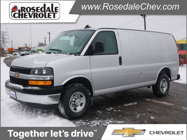 2025 Chevrolet Express 3500 Work Van HD's photo