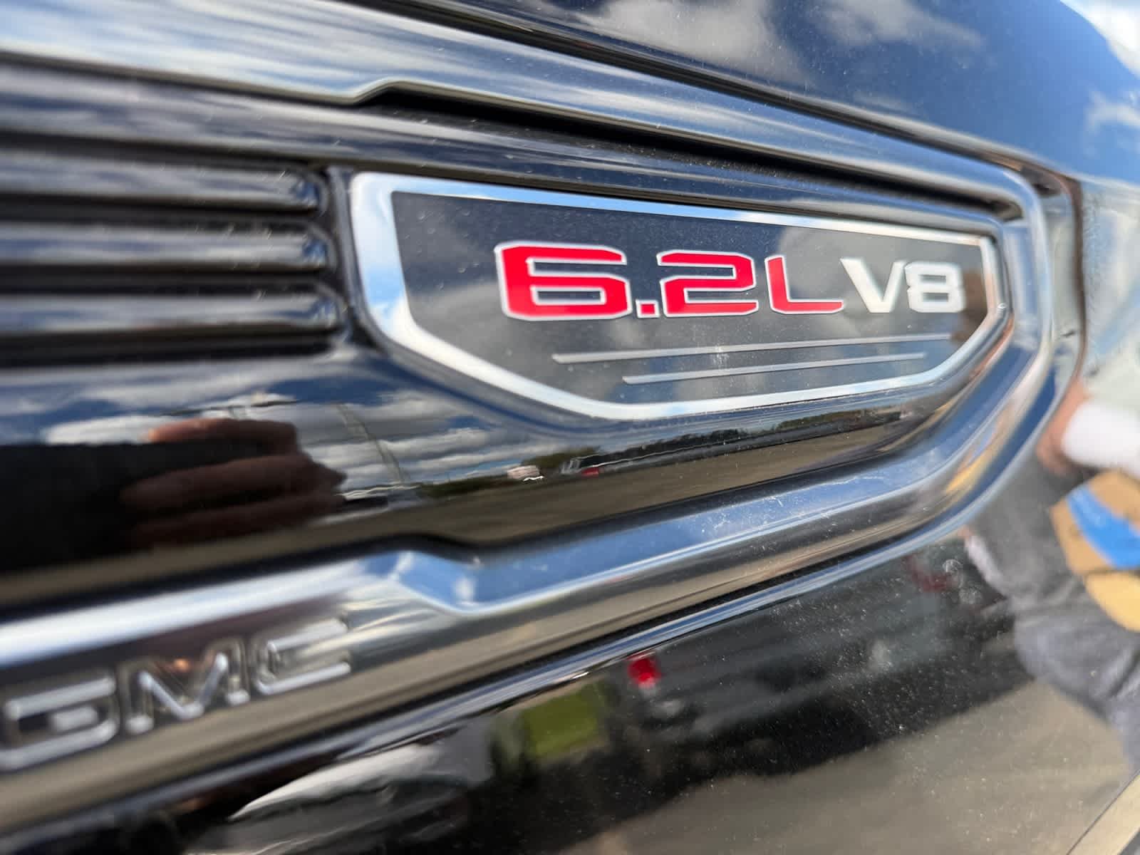 Used 2022 Onyx Black GMC AT4 image 24