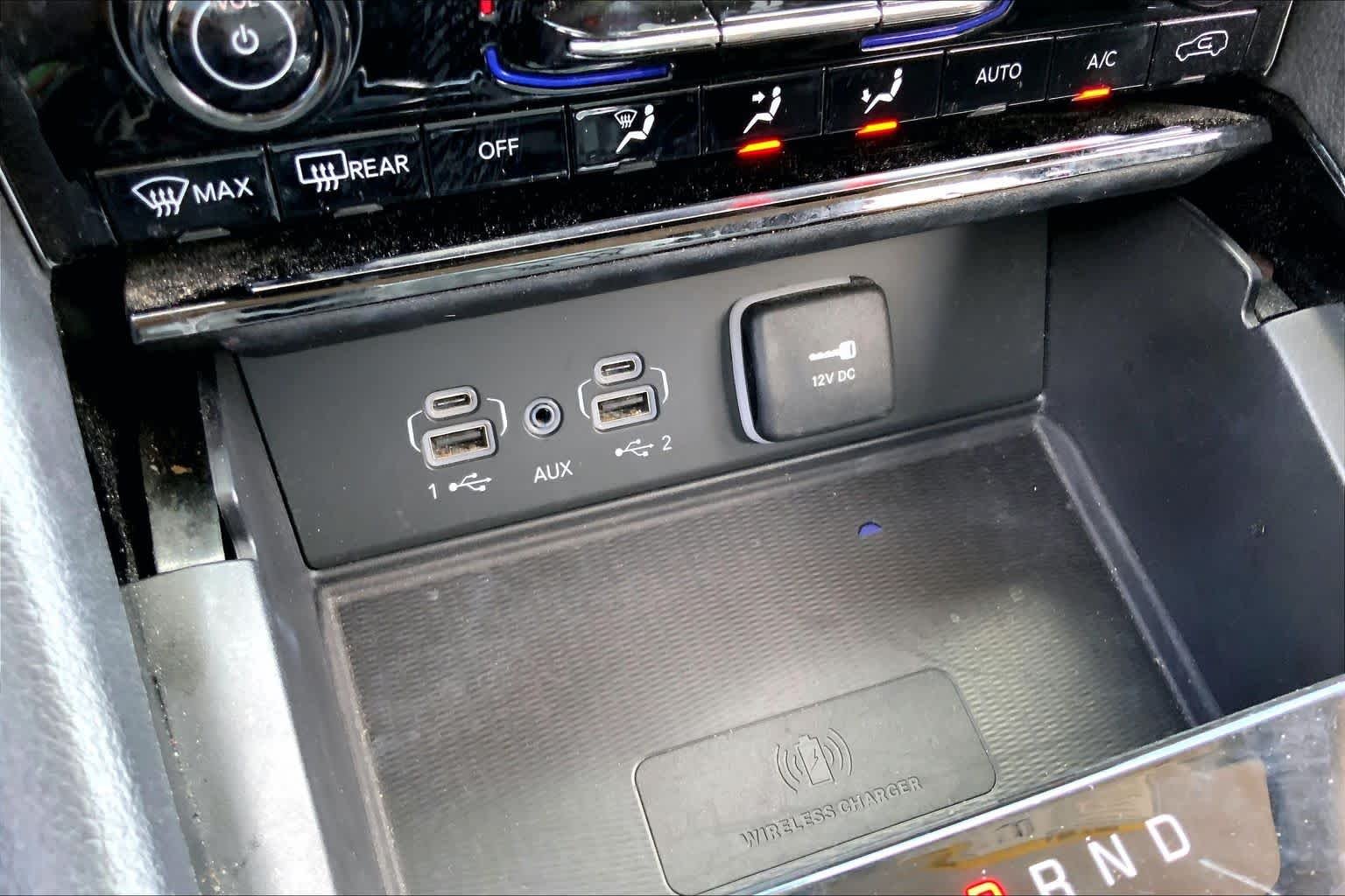 Used 2023 Silver Zynith Jeep Laredo image 33