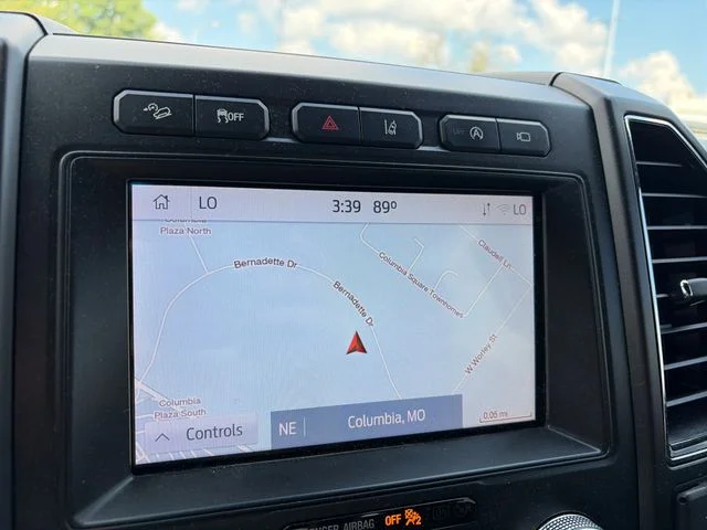 Used 2020 Gray Ford Limited image 16