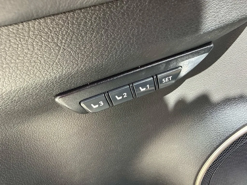 Used 2015 Red Lexus 200t image 23