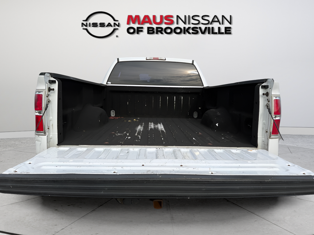 Used 2013 White Ford XL image 10