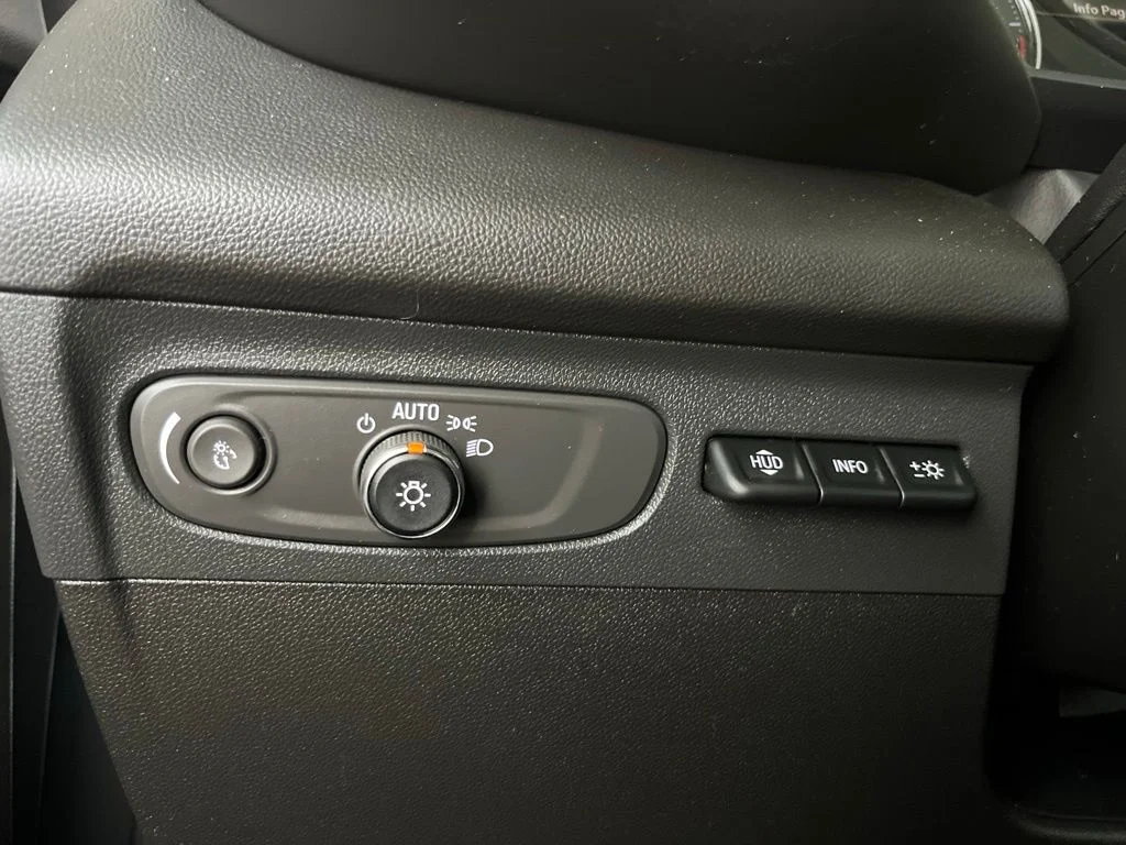 Used 2023 Gray Buick Avenir image 14