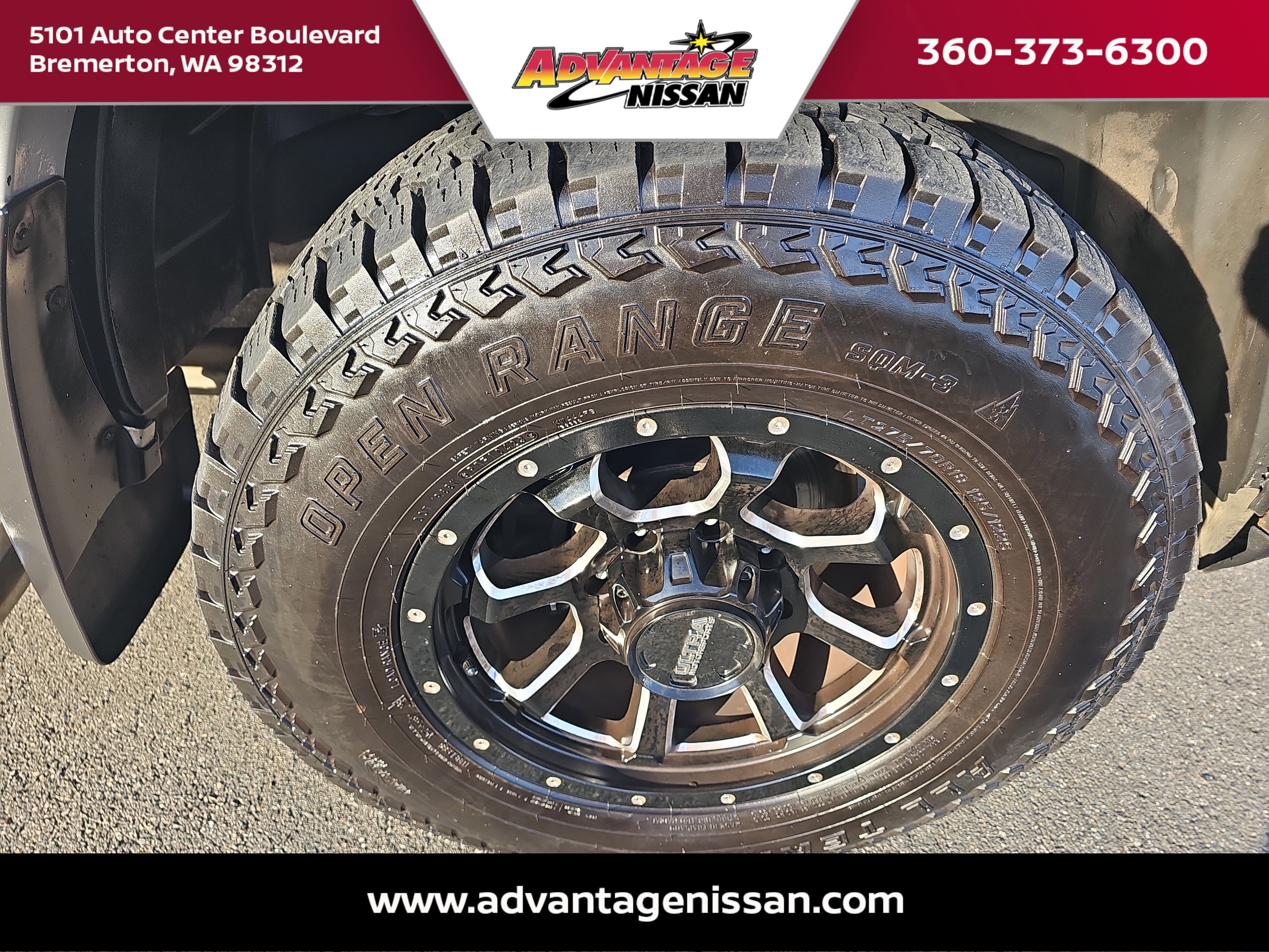 Used 2016 Bright White Clearcoat Ram Laramie image 22